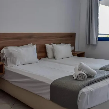 Blue Sky Aparthotel 4*