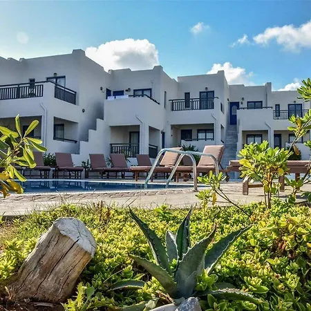 Blue Sky 4* Kokkini Hani