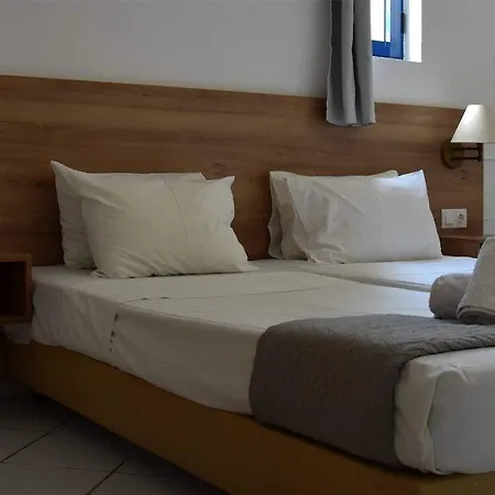 Blue Sky 4* Kokkini Hani
